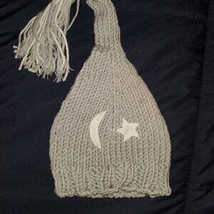 Babies Knitted Beanie with Knit Pants